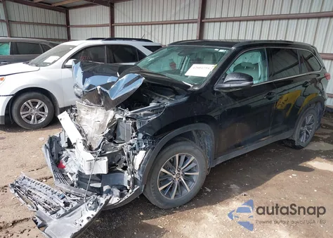 2019 Toyota Highlander Xle from USA, damaged, VIN 5TDJZRFH9KS588802